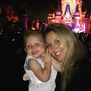 Meet your Posher, Carrie